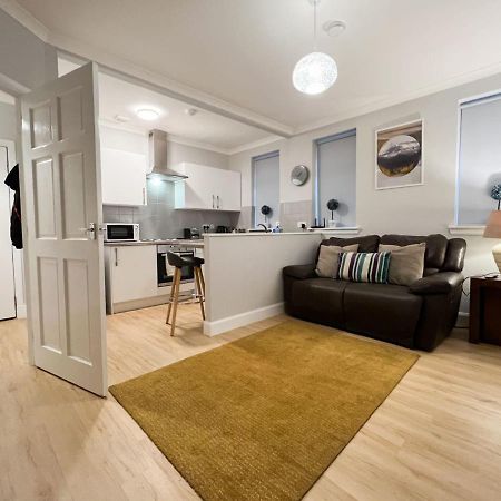 Glasgow 2 Bedroom Apartment Esterno foto