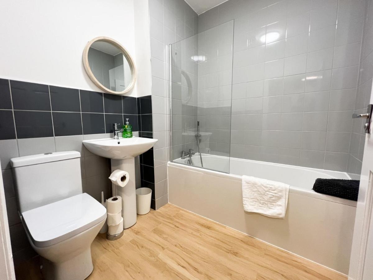 Glasgow 2 Bedroom Apartment Esterno foto